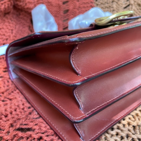 Coach Riley Top Handle 22 Signature - Picture 4 of 9